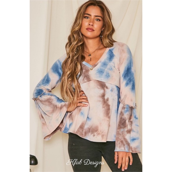 ❤️LAST 1! V Neck Tie Dye Bell Sleeve Empire Waist Top! - Picture 7 of 11